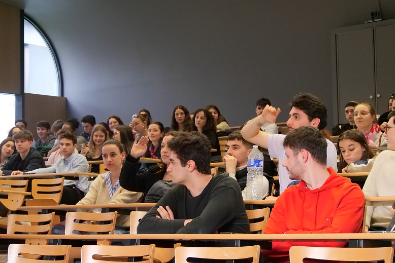 école-commerce-post-bac-angers