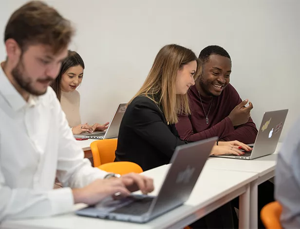 ecole-commerce-rennes-journee-immersion-bachelor