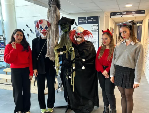 Halloween-frissons-et-convivialité-au-campus-de-Toulouse